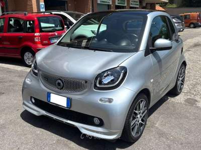 Smart ForTwo 0.9 t Brabus Xclusive 109cv twinamic my18 Argento usata Castel Gandolfo Smart ForTwo 0.9 t Brabus Xclusive 109cv twinamic my18 Argento usata Castel Gandolfo