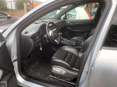 Porsche Macan 2.0 245cv pdk Argento usata Castel Gandolfo