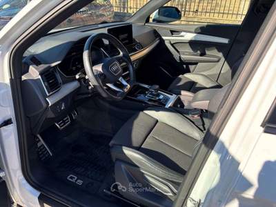 Audi Q5 Q5 Sportback  40 2.0 tdi  S line Plus quattro Bianco usata Castel Gandolfo