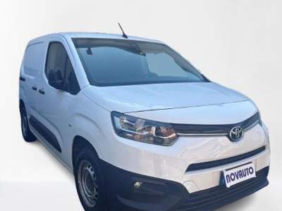 Toyota Proace 2.0D 122CV PL-SL-TN Furgone Long 4p.14q Comfort Bianco usata Cagliari