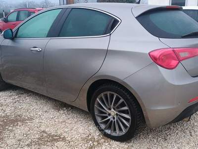 Alfa Romeo Giulietta Auto tenuta bene. usata Alife