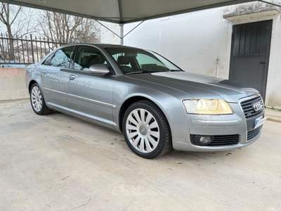 Audi A8 3.0 V6 TDI TRAZIONE INTEGRALE POCHI CHILOMETRI Argento usata Pavia