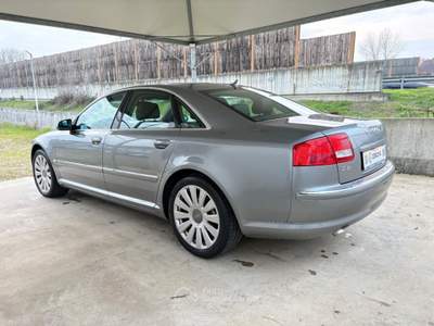 Audi A8 3.0 V6 TDI TRAZIONE INTEGRALE POCHI CHILOMETRI Argento usata Pavia