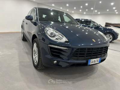 Porsche Macan Unico proprietario , veicolo non fumatore Blu/Azzurro usata Casal di Principe