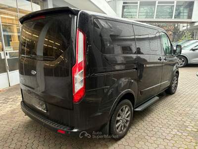 Ford Transit Ford Tourneo Custom 320 2.0 Tdci Mhev 185cv Nero usata Bollengo