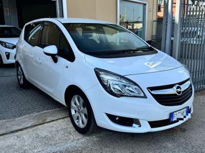 Opel Meriva null Bianco usata Sant'Antimo