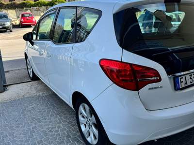 Opel Meriva null Bianco usata Sant'Antimo