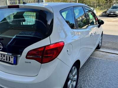 Opel Meriva null Bianco usata Sant'Antimo