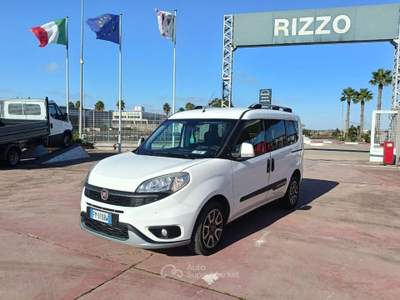 Fiat Doblò Dobl&ograve; 1.6 MJT 120 CV Trekking Bianco usata Surano