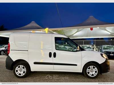 Fiat Doblò Doblò 1.6 MJT 105CV 3 POSTI PC-TN Cargo Business Bianco usata San Michele Salentino
