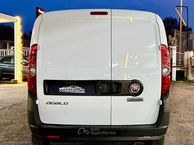 Fiat Doblò Doblò 1.6 MJT 105CV 3 POSTI PC-TN Cargo Business Bianco usata San Michele Salentino