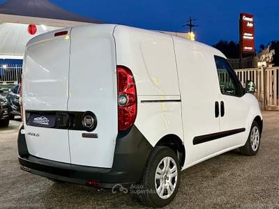 Fiat Doblò Doblò 1.6 MJT 105CV 3 POSTI PC-TN Cargo Business Bianco usata San Michele Salentino