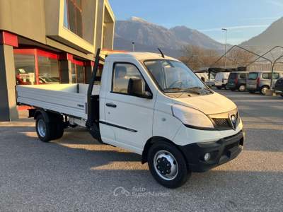 Piaggio Porter NP6 Porter NP6 1.5 HD-TOP S.R. LPG CASSONE RIBALT. RUOTE GEMELL. Bianco usata Scurelle