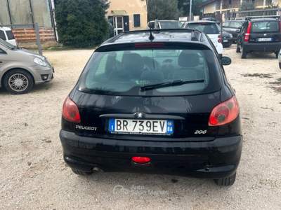Peugeot 206 5p. XR X Neopatentati 75cv Nero usata Terlizzi