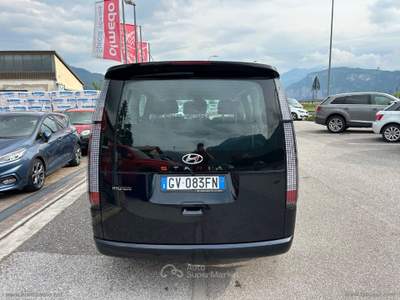 Hyundai Staria Staria 2.2 AT 2WD 9 posti Wagon DIESEL Grigio usata Lavis