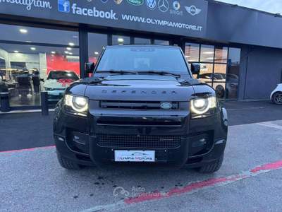 Land Rover Defender 90 D200 AWD NAVI LED BLACK PDC KAMERA PELLE Nero usata Ciampino