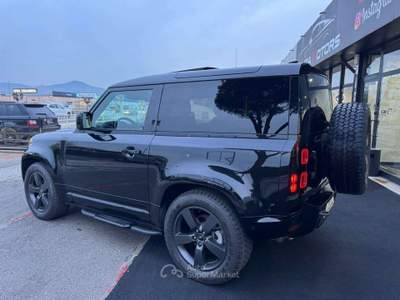 Land Rover Defender 90 D200 AWD NAVI LED BLACK PDC KAMERA PELLE Nero usata Ciampino