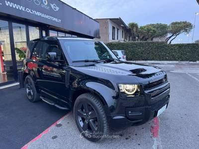 Land Rover Defender 90 D200 AWD NAVI LED BLACK PDC KAMERA PELLE Nero usata Ciampino
