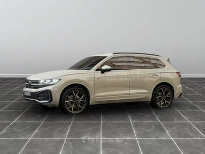 Volkswagen Touareg 3.0 v6 v6 tdi scr 231cv r-line Bianco usata Brescia
