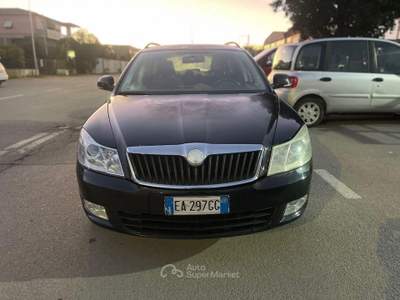 Skoda Octavia 1.6 Elegance GPLine Nero usata Follonica