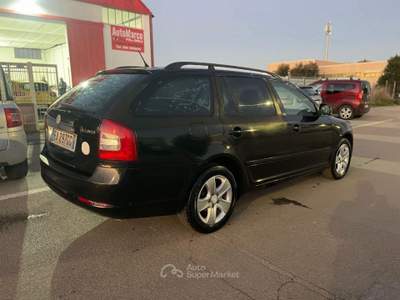 Skoda Octavia 1.6 Elegance GPLine Nero usata Follonica