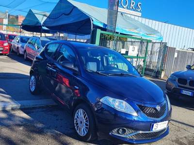 Lancia Ypsilon 5 porte GPL Ecochic Platinum Blu/Azzurro usata Torino