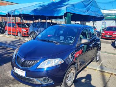 Lancia Ypsilon 5 porte GPL Ecochic Platinum Blu/Azzurro usata Torino