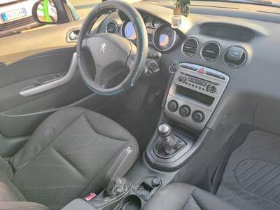 Peugeot 308 SW Business Grigio usata Torino