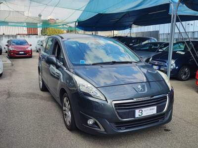 Peugeot 5008 Allure Grigio usata Torino
