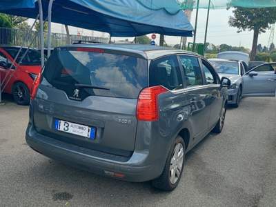 Peugeot 5008 Allure Grigio usata Torino