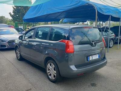 Peugeot 5008 Allure Grigio usata Torino