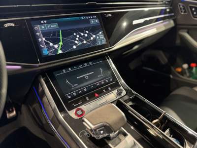 Audi Q8 RS Q8 quattro V8 tiptronic Nero usata Angri