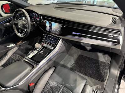 Audi Q8 RS Q8 quattro V8 tiptronic Nero usata Angri