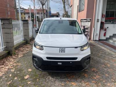 Fiat Doblò Doblò 1.5 BlueHdi 130CV  L2 H1 PASSO LUNGO KM.0 Bianco usata Caronno Pertusella