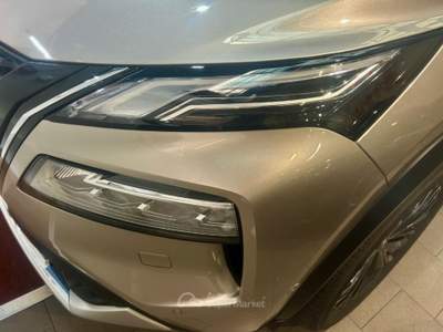 Nissan X-Trail e-Power e-4orce 4WD 5 posti Tekna Tetto&Nappa&Bose Beige usata Melegnano