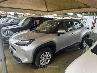 Toyota Yaris Cross 1.5h AdventureE E-CVT 116cv Argento usata Roma