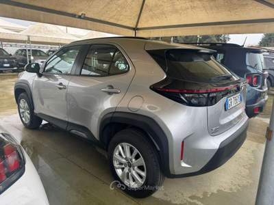 Toyota Yaris Cross 1.5h AdventureE E-CVT 116cv Argento usata Roma