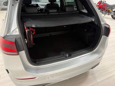Mercedes-Benz Classe B B 180 d Automatic Premium Argento usata Ausonia