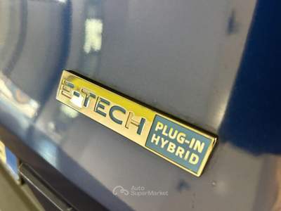 Renault Captur 1.6 plug-in hybrid Intens E-Tech 160cv auto Bianco usata Parma