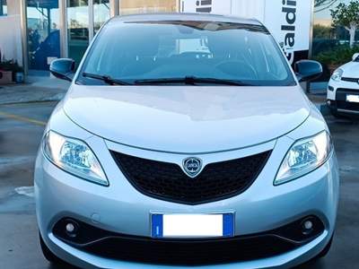 Lancia Ypsilon Ypsilon Argento usata Modugno