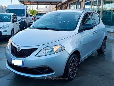 Lancia Ypsilon Ypsilon Argento usata Modugno