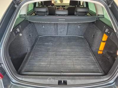 Skoda Octavia Octavia 1.5 DSG Wagon Executive G-Tec usata MONTECOSARO