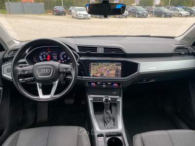 Audi Q3 S-Tronic Advanced Business Blu/Azzurro usata Rocca Priora