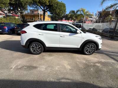 Hyundai Tucson Tucson 1.6 CRDi 136CV 48V DCT XLine Bianco usata Cercola