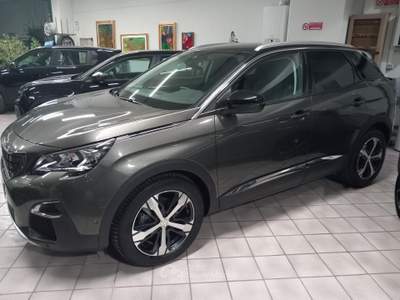Peugeot 3008 1.5 bluehdi Allure s&amp;s 130cv Verde usata Viadana