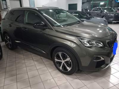 Peugeot 3008 1.5 bluehdi Allure s&amp;s 130cv Verde usata Viadana