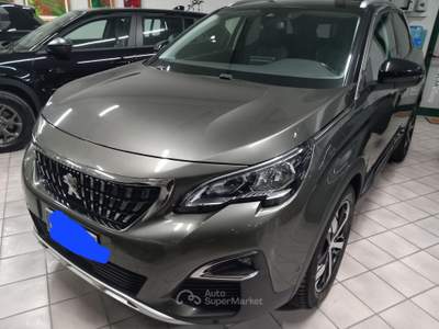 Peugeot 3008 1.5 bluehdi Allure s&amp;s 130cv Verde usata Viadana