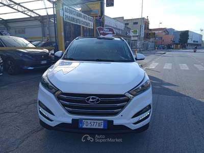 Hyundai Tucson  1.7 CRDi XPossible Bianco usata Barletta