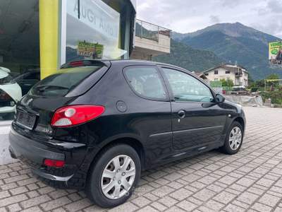 Peugeot 206 60cv Nero usata Villa di Tirano
