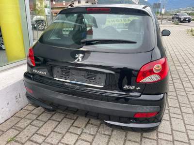 Peugeot 206 60cv Nero usata Villa di Tirano
